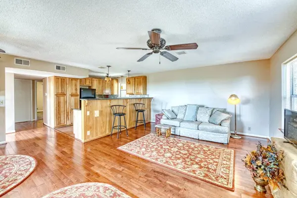 19818 Colina DR, Lago Vista, TX 78645