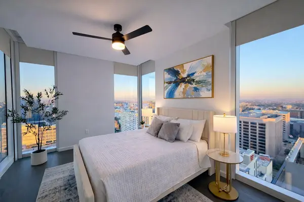 313 W 17th ST #2301, Austin, TX 78701
