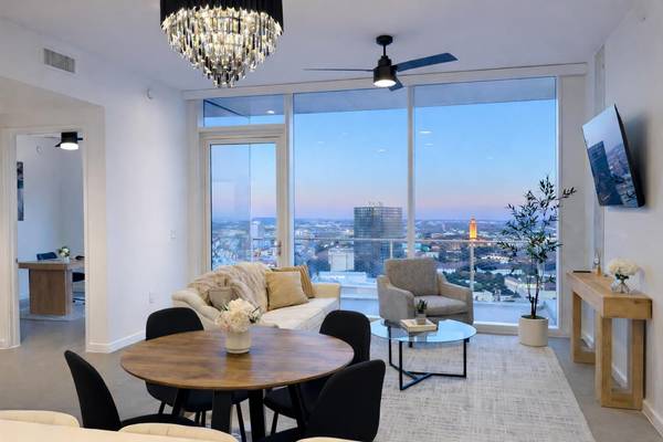 313 W 17th ST #2301, Austin, TX 78701