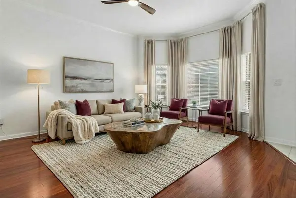 5515 Davis LN #52, Austin, TX 78749