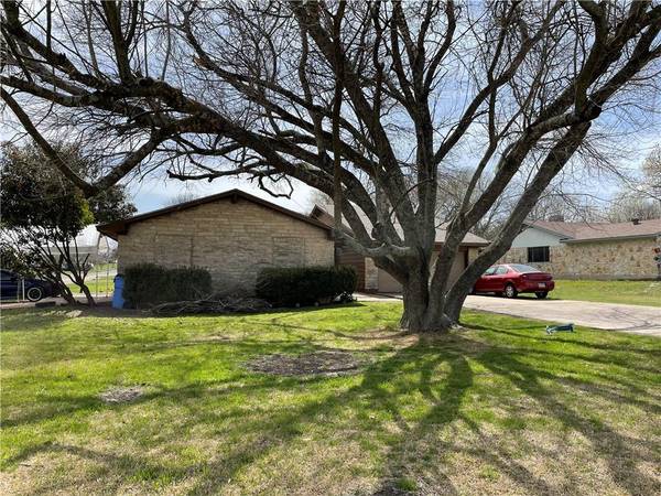 801 Old Austin Pflugerville RD, Pflugerville, TX 78660