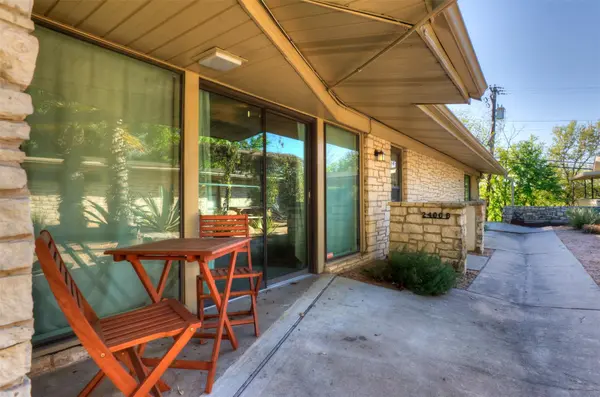 2400 Jarratt Ave #B, Austin, TX 78703
