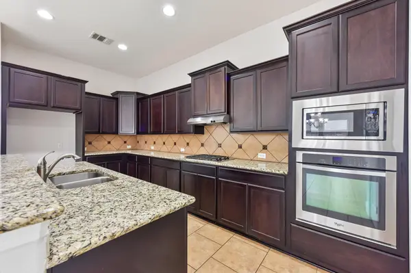 266 Willow Walk CV, Austin, TX 78737
