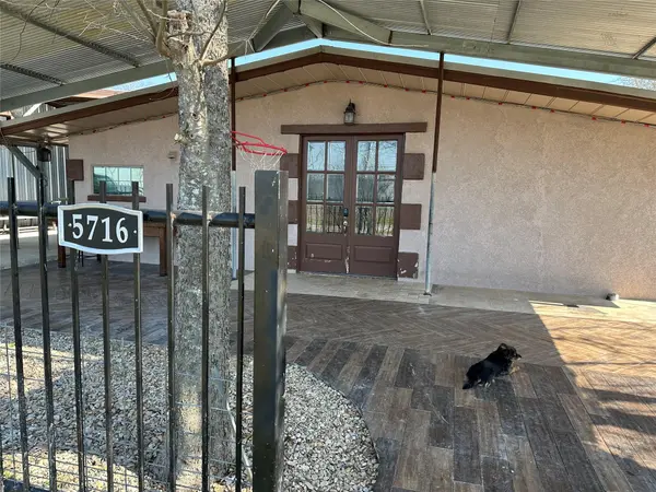 5716 Avenue C, Heidenheimer, TX 76501