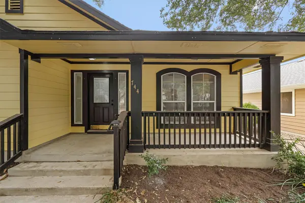 744 Fairway, Kyle, TX 78640