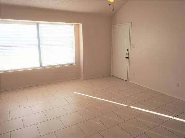 1403 Hermitage DR, Round Rock, TX 78681