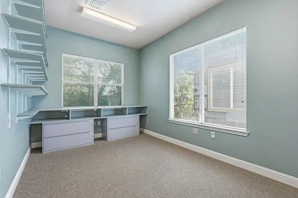 13284 Pond Springs RD, Austin, TX 78729
