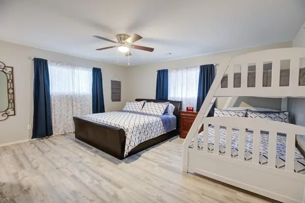 730 E Mather St #J202, New Braunfels, TX 78130