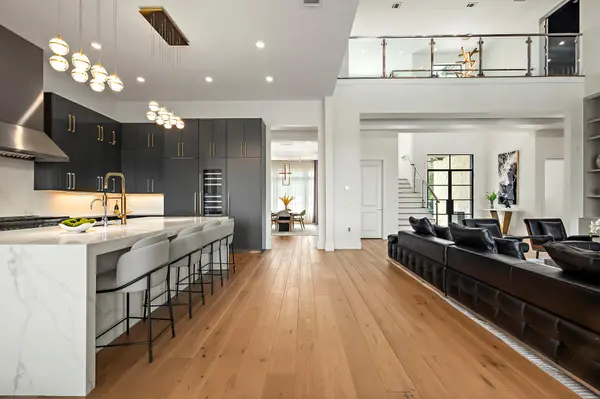 10211 Thistle RDG, Austin, TX 78733