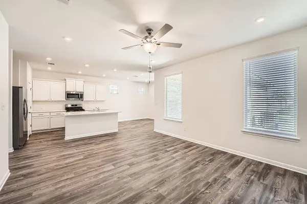 188 Weaver LN, Bastrop, TX 78602