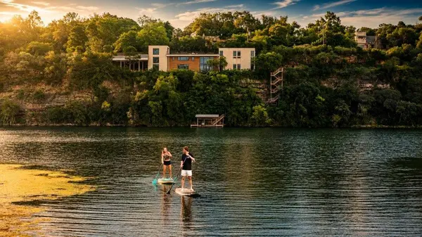 1815 Rue De St Tropez, Austin, TX 78746