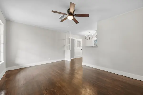 1402 Kent ST #1, Taylor, TX 76574