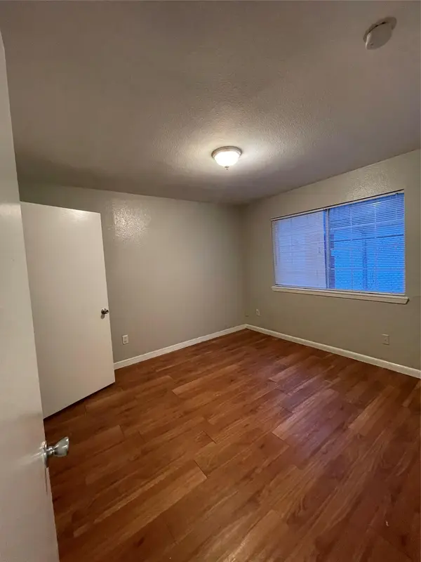 7206 Twin Crest DR #202, Austin, TX 78752