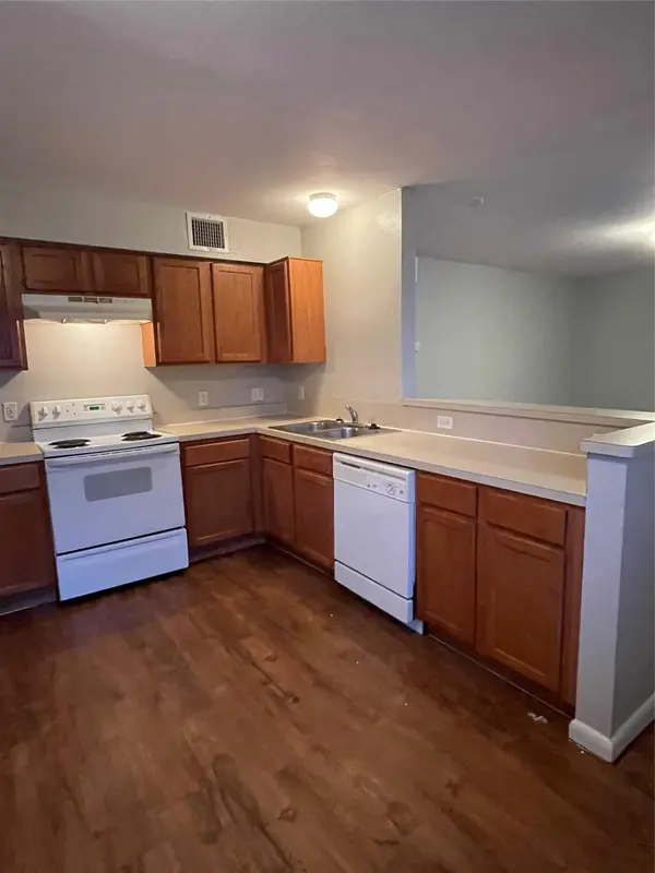 7206 Twin Crest DR #202, Austin, TX 78752