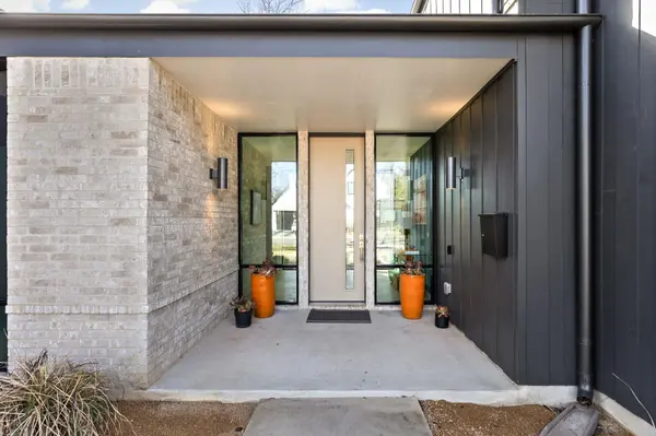 7502 Saint Louis ST, Austin, TX 78757