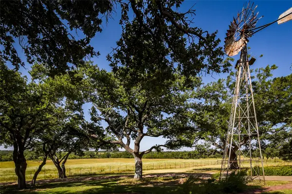 12350-65 N Hwy 16 HWY, Fredericksburg, TX 78624