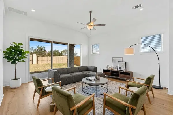 227 Kingswood DR, Bastrop, TX 78602