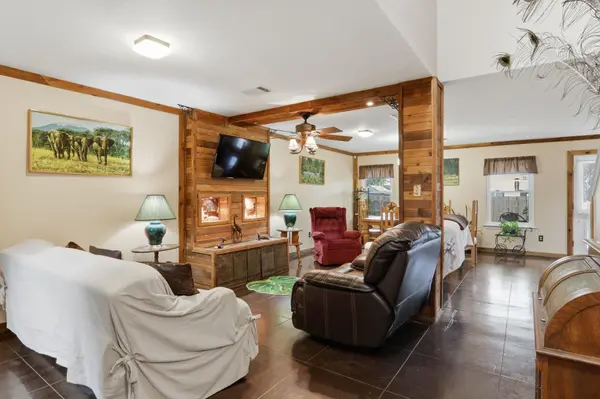 202 Pheasant TRL, Bastrop, TX 78602