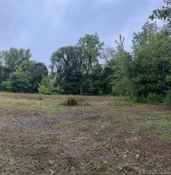 Plank, Newburgh, NY 12550