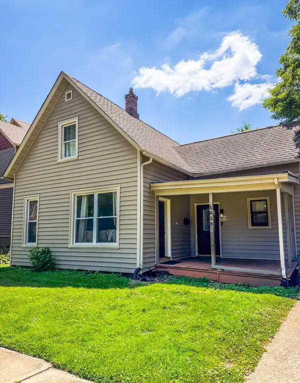 1019 Devonshire ST, Hobart, IN 46342
