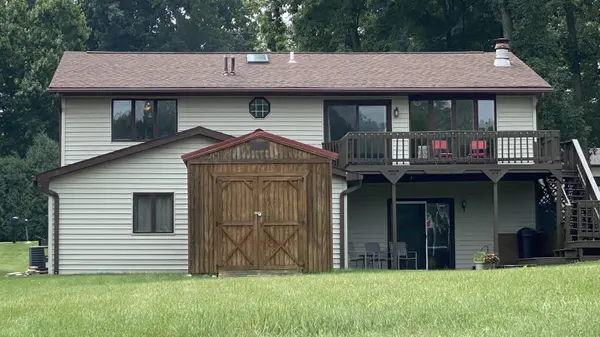 2169 Green Valley Drive, Crown Point, IN 46307