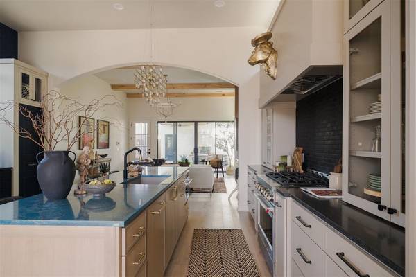 325 SW 14th ST, Oklahoma City, OK 73109