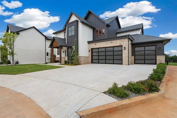 2009 Colonial WAY, Edmond, OK 73025
