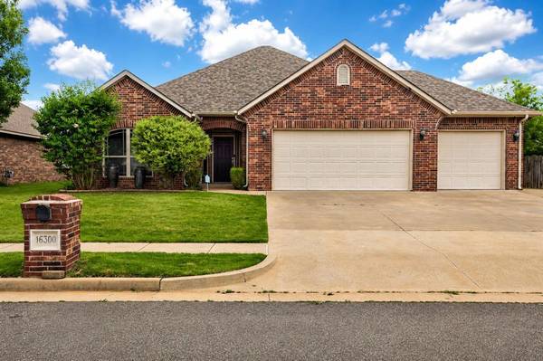 16300 W Petaluma PL, Edmond, OK 73013