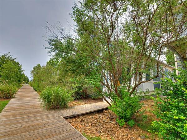 39 Boardwalk, Carlton Landing, OK 74432