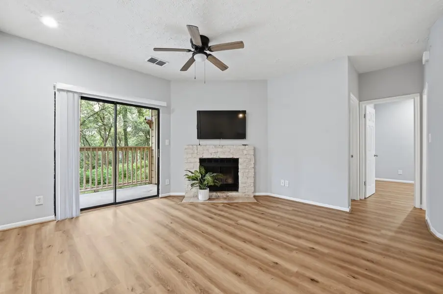 1013 Chestnut ST #B1, San Marcos, TX 78666