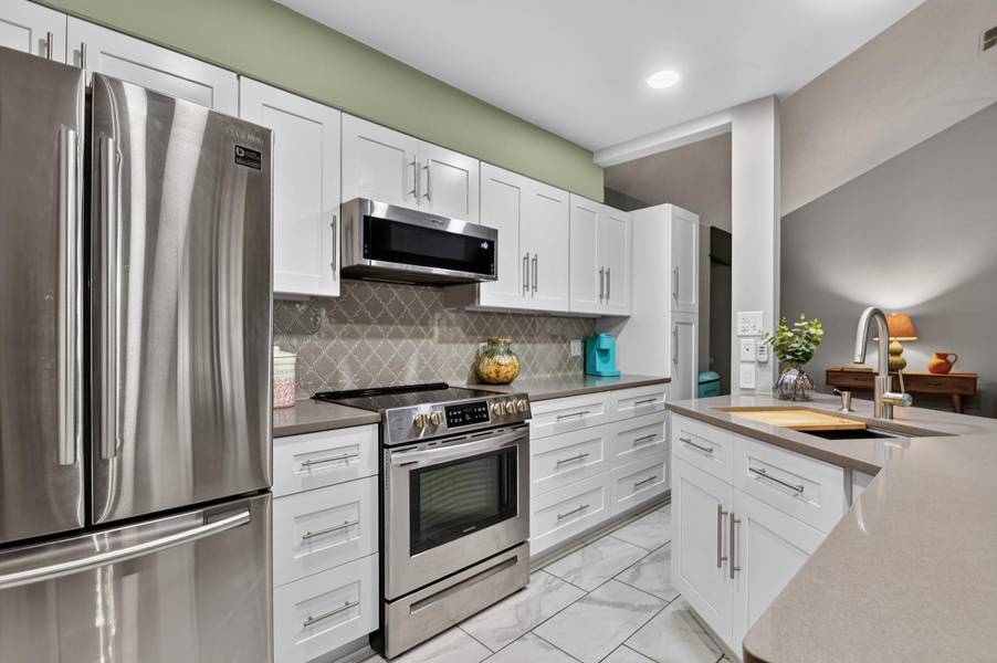 1202 Thorpe LN #406D, San Marcos, TX 78666