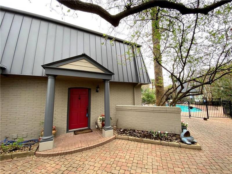 2500 Steck Ave #2, Austin, TX 78757