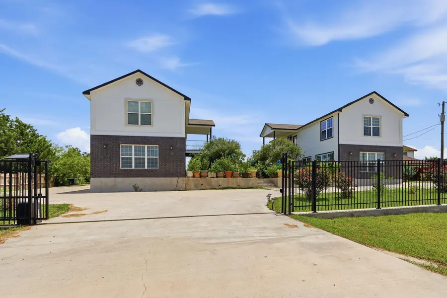 155 Cielo Vista DR #B, Del Valle, TX 78617