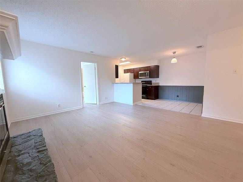 9900 Hundred Oaks CIR #A, Austin, TX 78750
