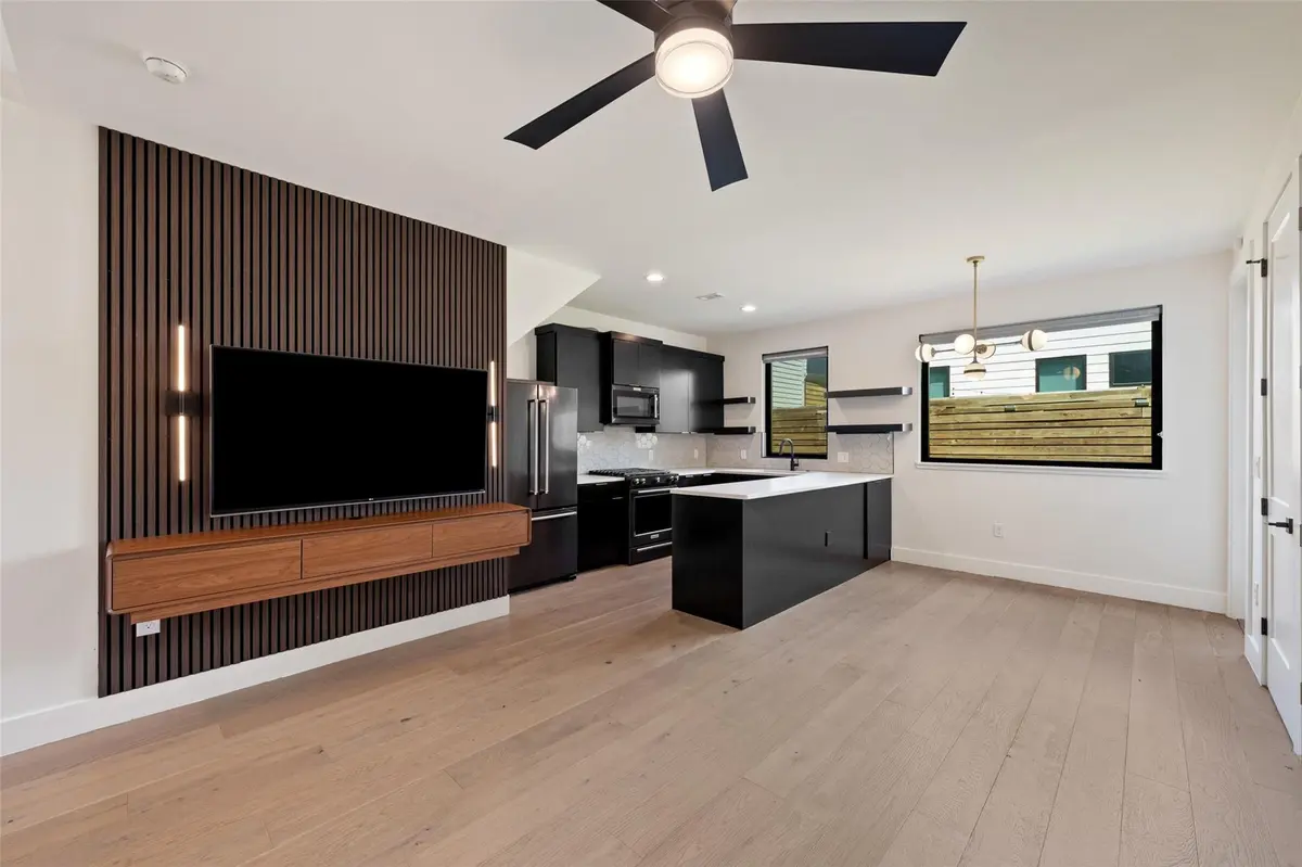 2311 E 8th ST #2, Austin, TX 78702
