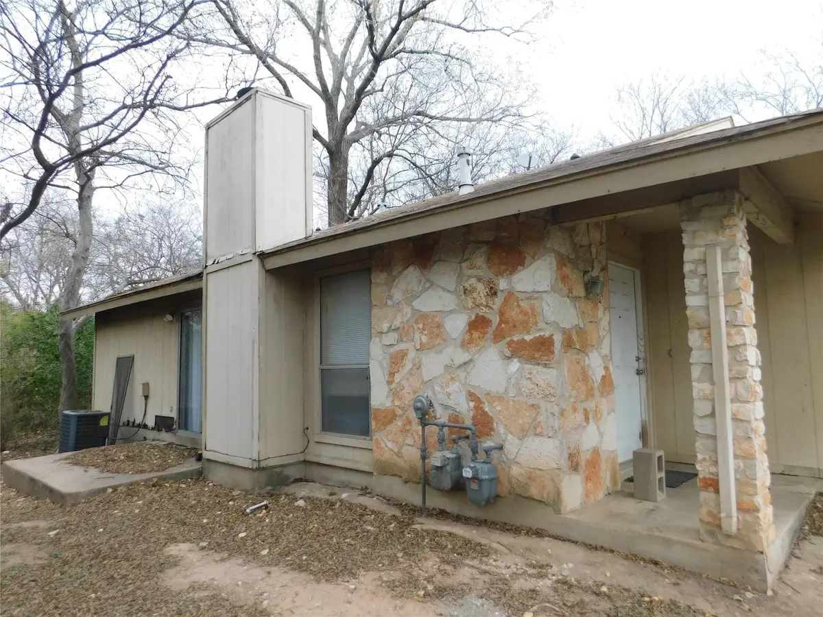 12812 Tomanet TRL #A, Austin, TX 78727