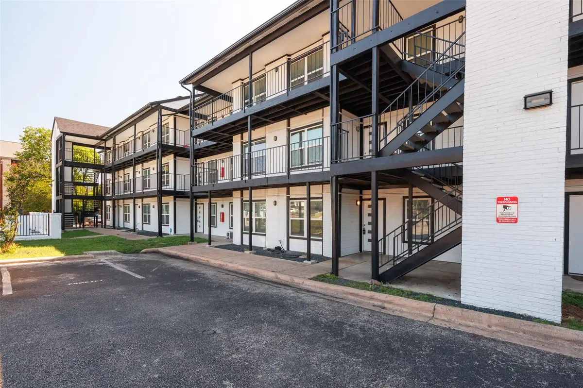 6409 Burns ST #106, Austin, TX 78752