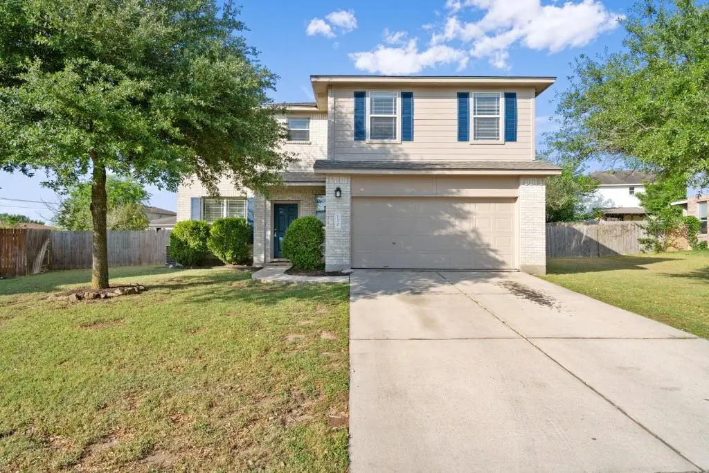 120 Brazos LN, Kyle, TX 78640