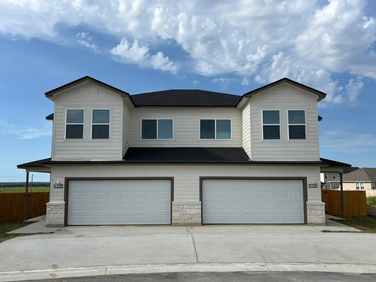 515 Whirlaway DR #B, Jarrell, TX 76537