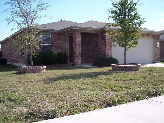 208 Carol Ave, Leander, TX 78641