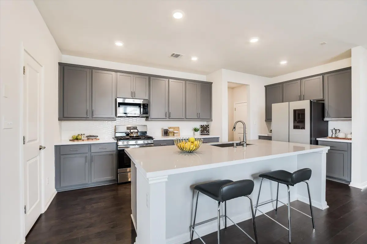 512 Voyage TRCE, Leander, TX 78641