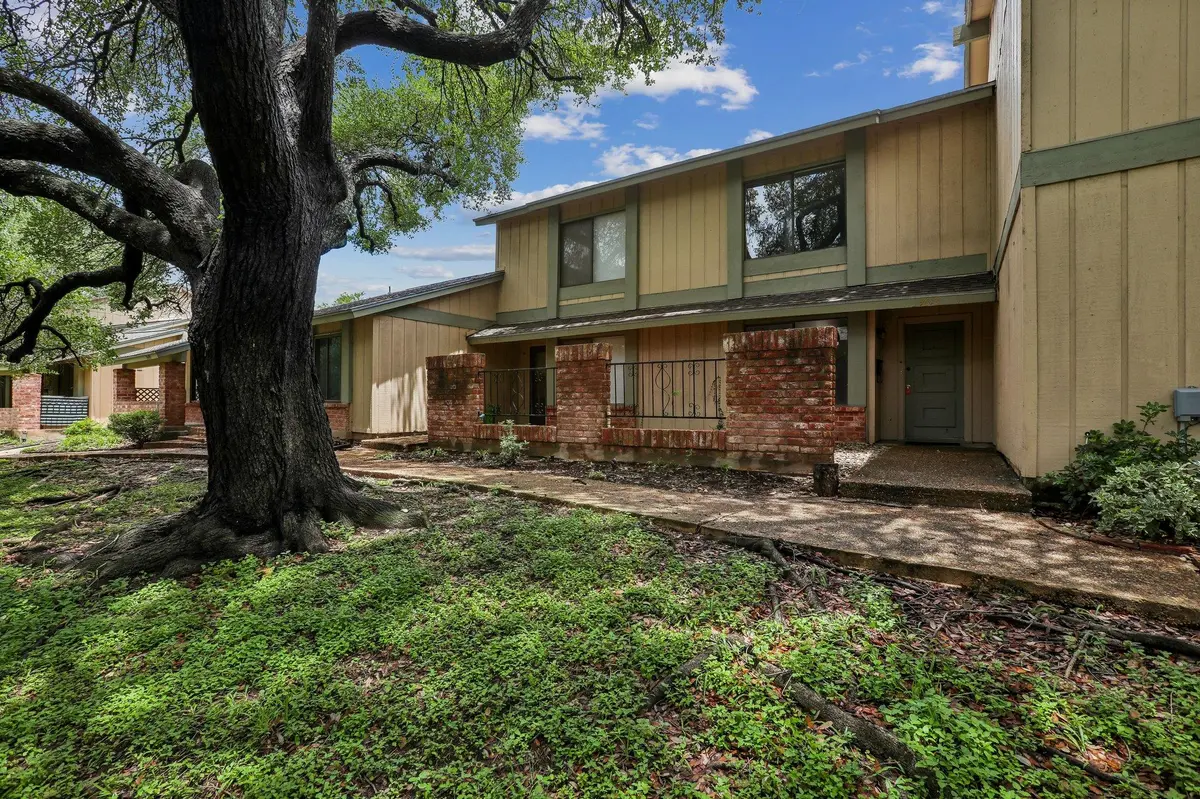 9613 Covey Ridge LN, Austin, TX 78758