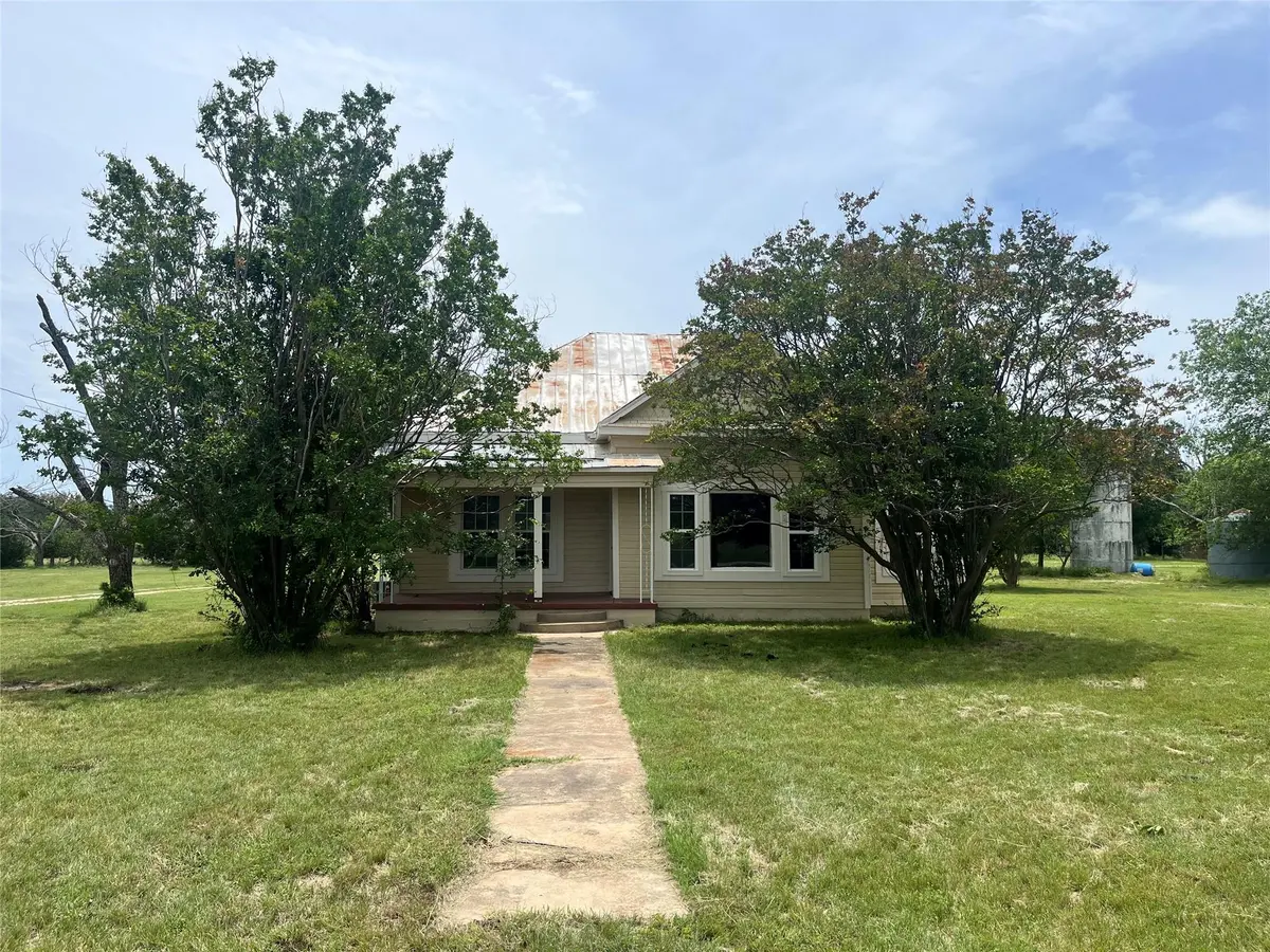 1312 Fm 581 HWY E, Lometa, TX 76853
