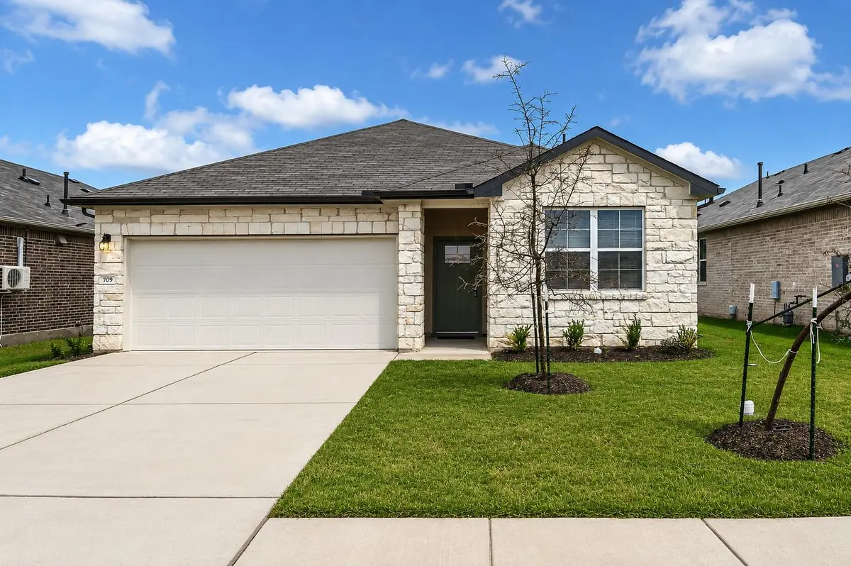 709 Iron Bridge RD, Georgetown, TX 78626