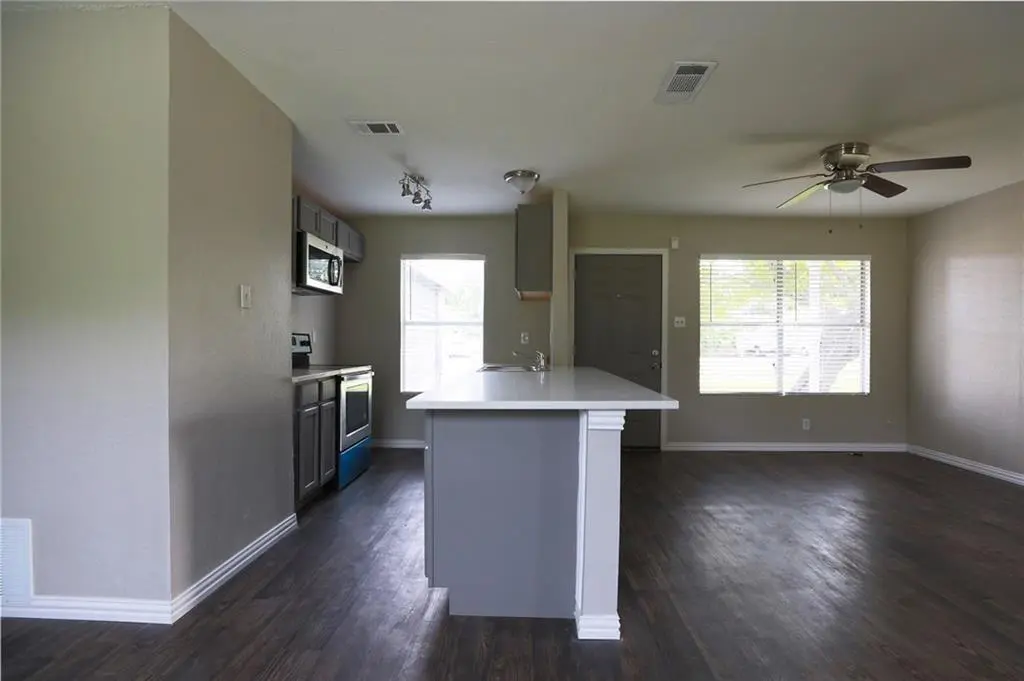 1410 SE Ransom ST SE, Pflugerville, TX 78660