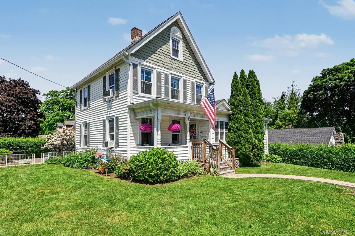 80 Leonard ST, Stamford, CT 06905