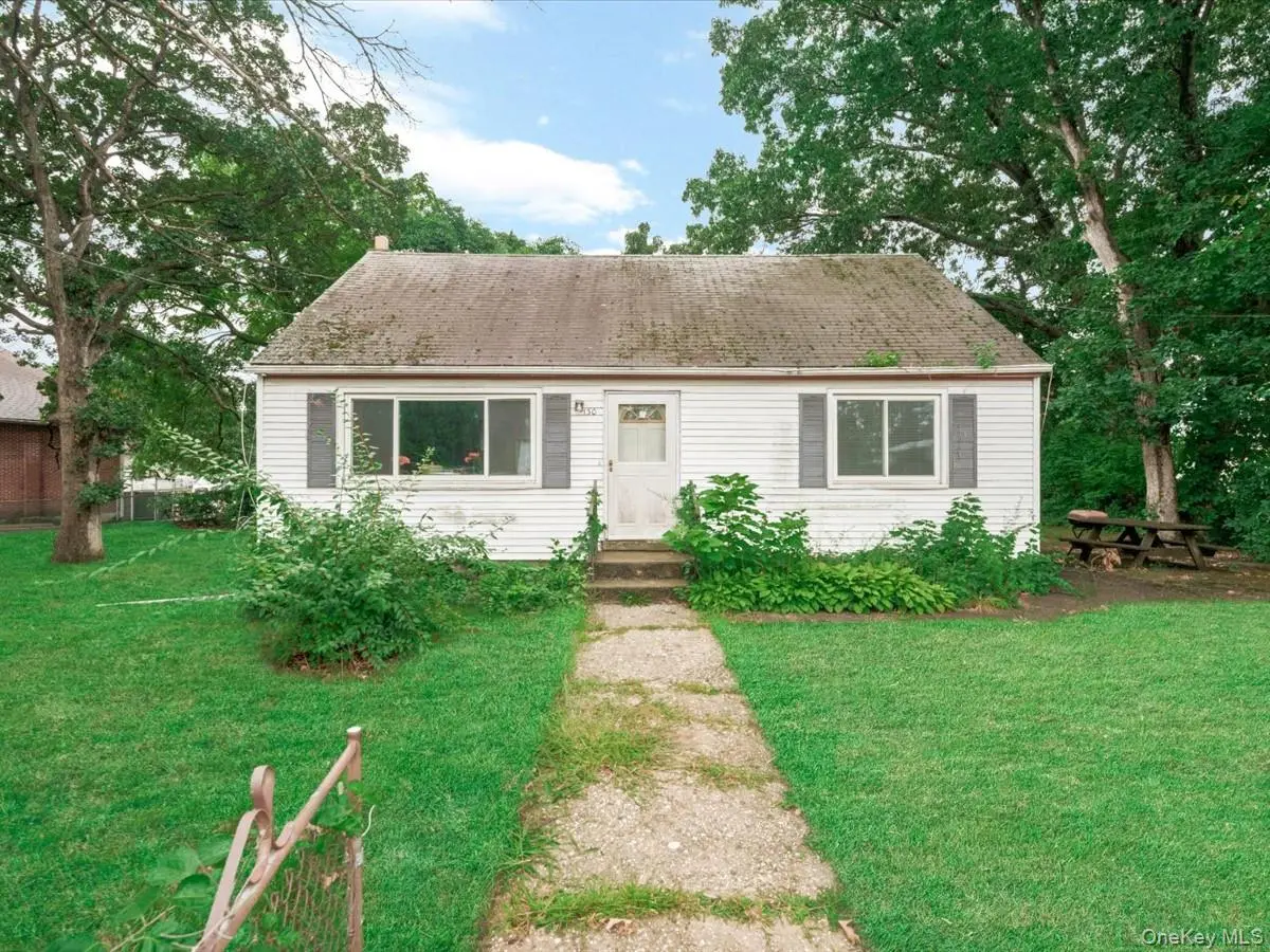 130 Lemon ST, Central Islip, NY 11722