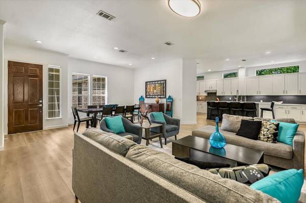 105 Stetson CIR, Georgetown, TX 78633