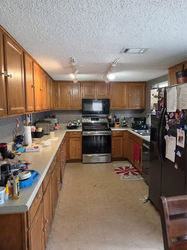 8716 Clearbrook TRL #A, Austin, TX 78729