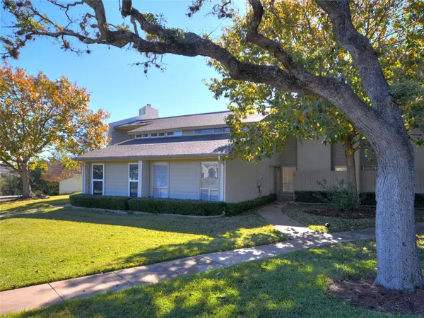 100 Lido CIR #G2, Lakeway, TX 78734